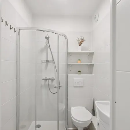 Flat For Family With Pool Lägenhet *